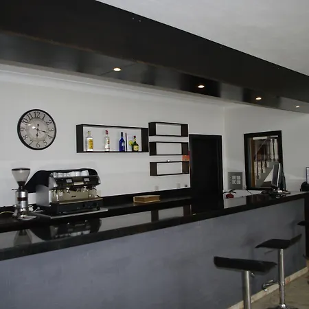 Hotel Miranda Do Douro 酒店 2*