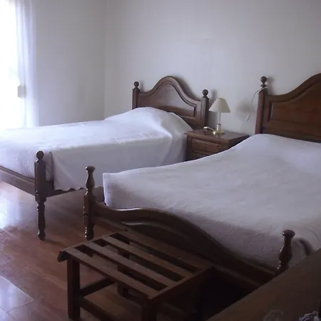 Hotel Miranda Do Douro 2*