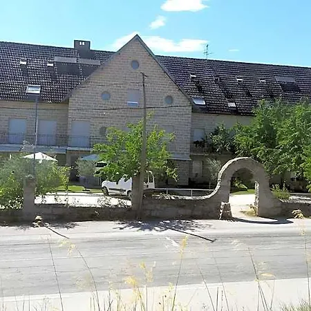 Hotel Miranda Do Douro מלון