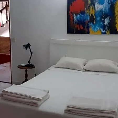 Hotel Miranda Do Douro Отель 2*