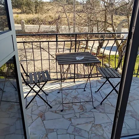 Hotel Miranda Do Douro Отель