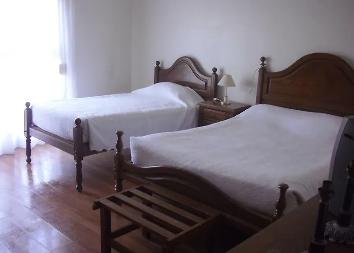 Hotel Miranda Do Douro 2*